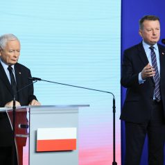 Prezes PiS Jarosław Kaczyński i przewodniczący Klubu Parlamentarnego PiS Mariusz Błaszczak.